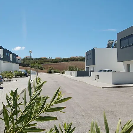 Modern With Private Pool Just 400m From The Sea