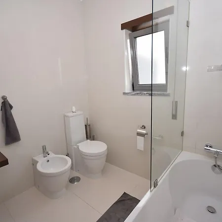 Modern With Private Pool Just 400m From The Sea Lourinhã