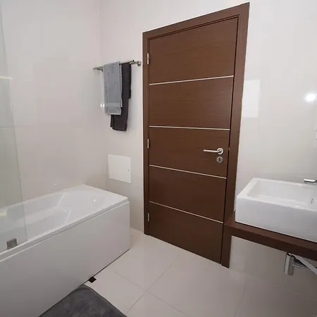 Modern With Private Pool Just 400m From The Sea Villa