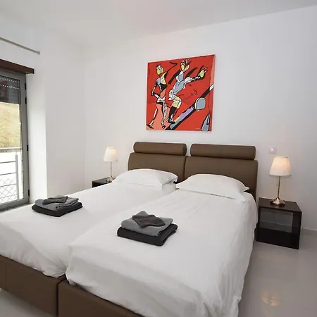 Villa Modern With Private Pool Just 400m From The Sea *