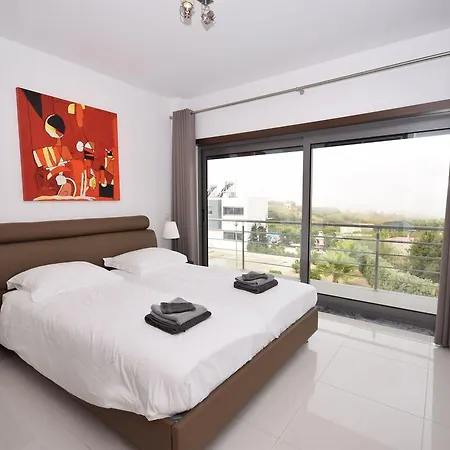 Modern With Private Pool Just 400m From The Sea Villa *