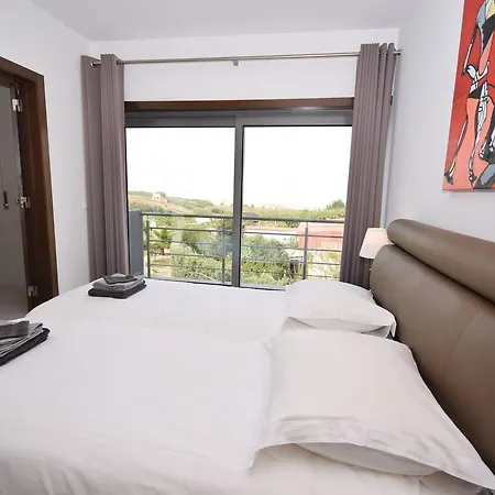 Villa Modern With Private Pool Just 400m From The Sea Lourinhã
