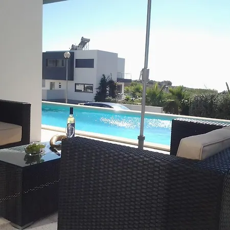 Modern With Private Pool Just 400m From The Sea * Lourinhã
